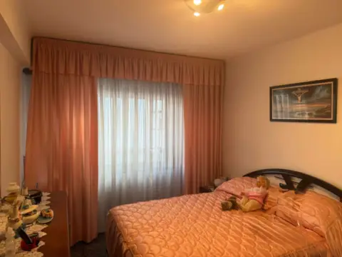 Piso en Avinguda de Sant Esteve, 96