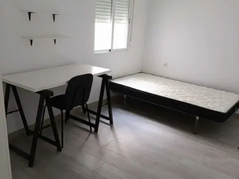 Piso en calle de los Alderetes, 13