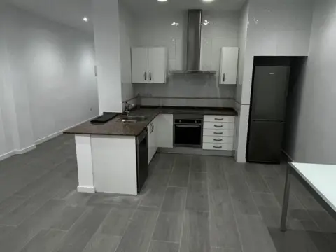 Casa adosada en calle del Arquitecto Gilabert, 13