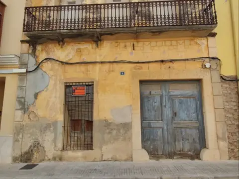 Casa adosada en Carrer de Baix Maestrat, 6