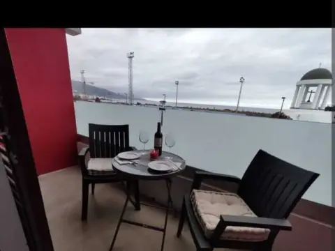 Estudio en Avenida de José María del Campo Llarena, 1