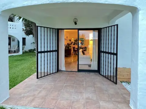 Casa adosada en Avenida Bel Air,  3