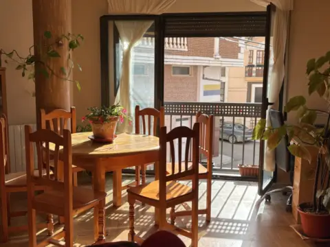 Piso en calle de la Artesanía, 6