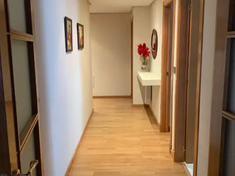 Piso en Ronda de Outeiro, 217