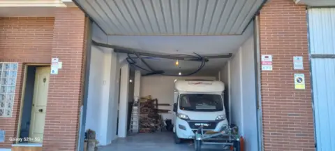 Casa adosada en calle de Alvaro de Bazán, 63