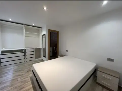 Piso en calle de Mariano Luiña, 26