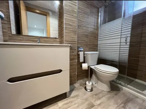 Piso en calle de Mariano Luiña, 26