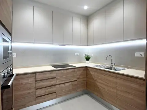 Habitación en Carrer Félix Laorden García, 6