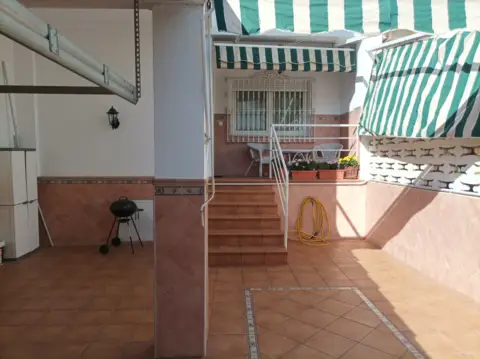 Chalet adosado en calle Templo de Marte, 6