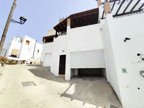 Dúplex en calle Cuesta Almeces, 2
