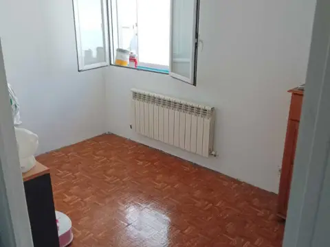 Piso en calle de la Flor, 1