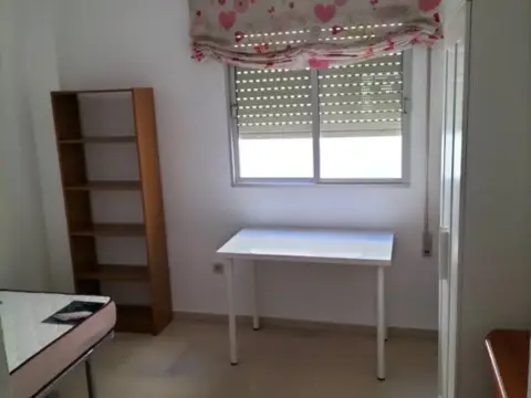 Habitación en calle Antonio Buero Vallejo, 9