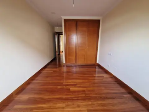 Piso en calle Aragón, 213