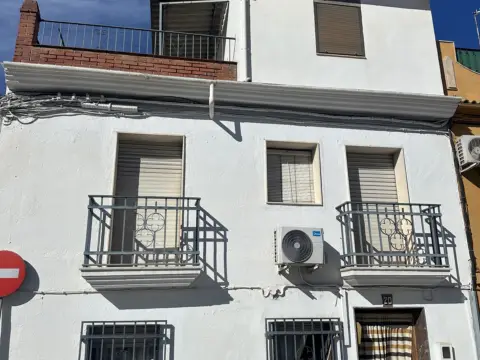 Casa adosada en calle del Carmen, 20