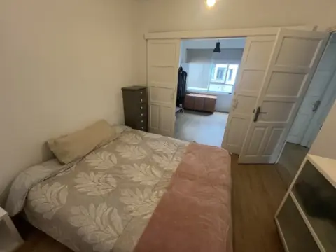 Habitación en Avenida de la Sardiñeira, 26