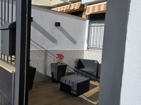 Casa adosada en calle Parque Las Vegas,  1