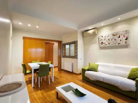 Piso en calle de Mikelar, 1