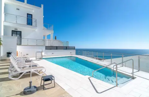 Dúplex en calle Balcon de Punta Lara, 9