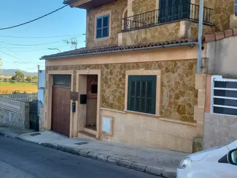 Chalet unifamiliar en Carrer de Puput, 22