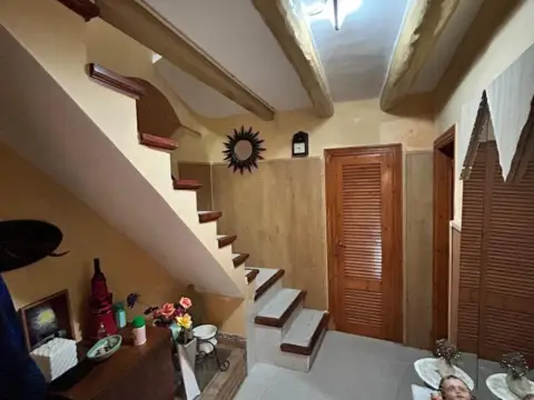 Casa rústica en Carrer d'Avall, 4