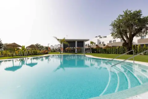 Casa adosada en Avenida San Enrique,  16