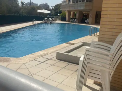 Piso en Avenida de Francia, 1