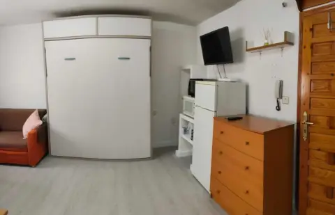 Estudio en calle Almona de San Juan de Dios, 20