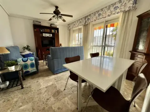 Piso en calle Pablo Neruda,  7