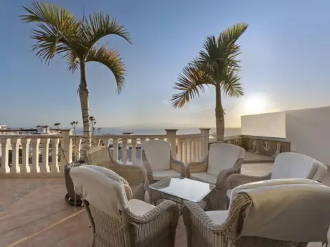 Chalet adosado en calle Manuel Ravelo Antonio, 25