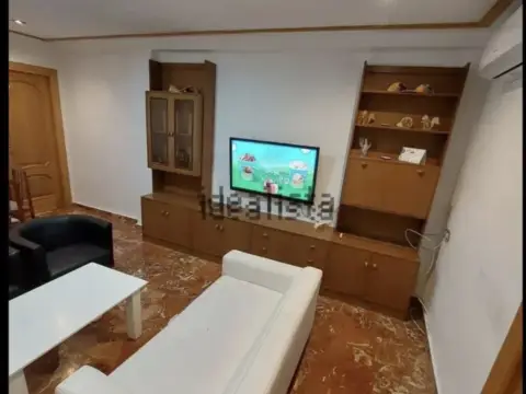 Habitación en calle Llanos Moreno, 2