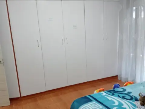 Piso en calle Chiva, 8