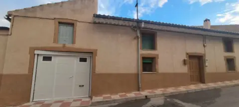 Casa rústica en calle de Caravaca, 24