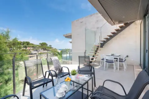 Apartamento en Carrer Torrent de Can Botana, 1
