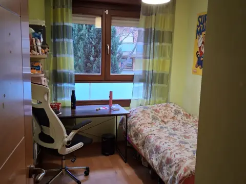Habitación en Carrer de Sabina Canyameras, 4