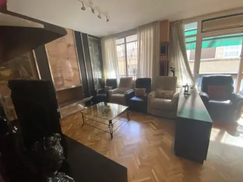 Habitación en Carrer de Ferran Valls i Taberner, 20