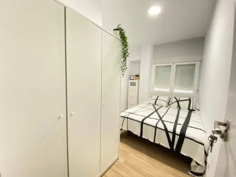 Piso en calle del Escultor José Capuz, 3