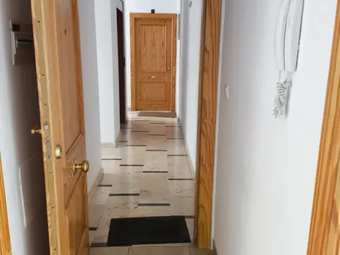 Piso en calle de las Tres Cruces, 32