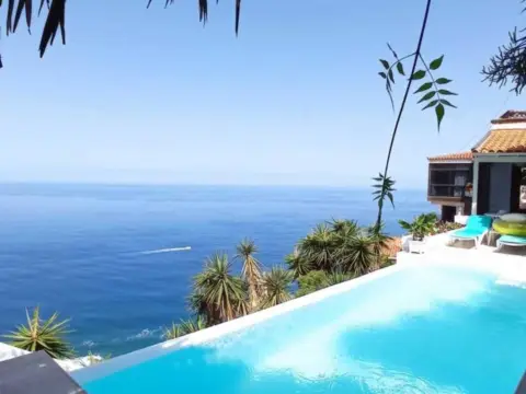 Chalet adosado en calle de Mesa del Mar, 123