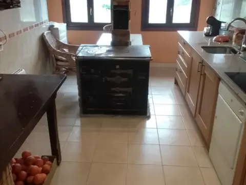 Casa pareada en Barrio de Bollaín, 17