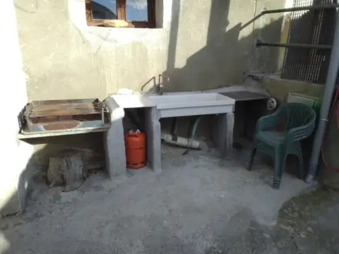 Casa pareada en Barrio de Bollaín, 17