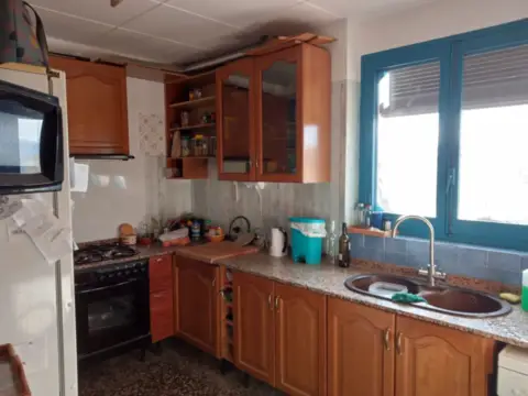 Casa adosada en Carrer d'Esglèsia, 25