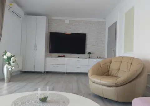 Piso en calle de Andalucía, 5