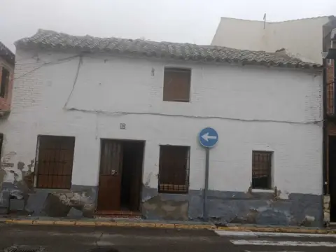 Casa rústica en calle de Agustina de Aragón, 31