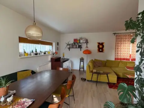 Piso en calle del Esperanto, 10