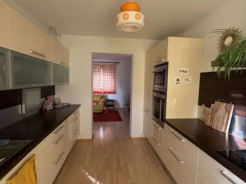 Piso en calle del Esperanto, 10