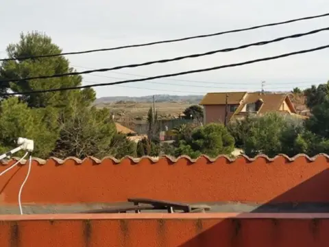 Chalet rústico en calle del Salabre, 1