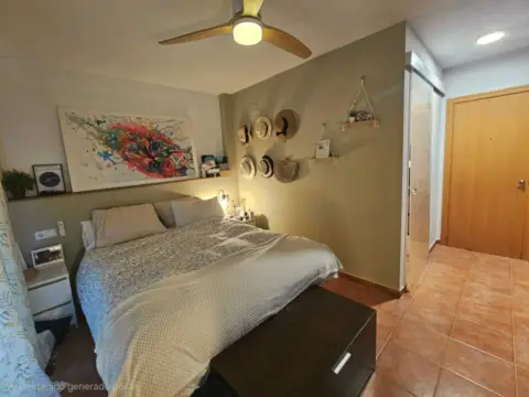 Casa adosada en calle Taurina, 23