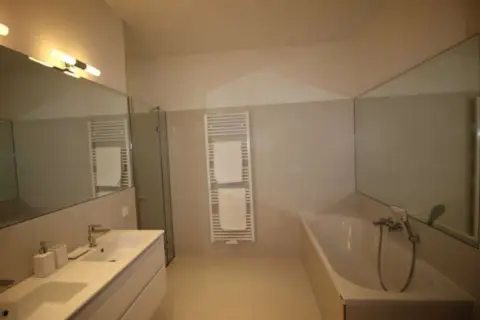 Piso en calle de Castilla, 2