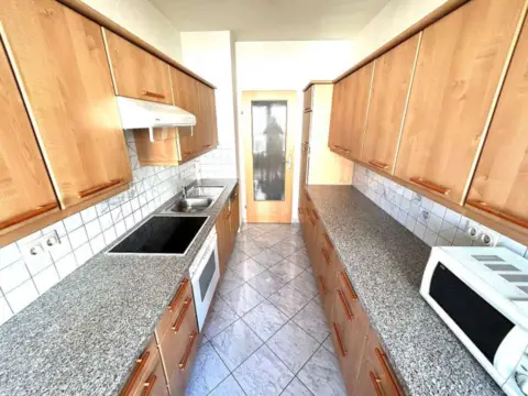 Piso en calle de Eduardo Linares, 5