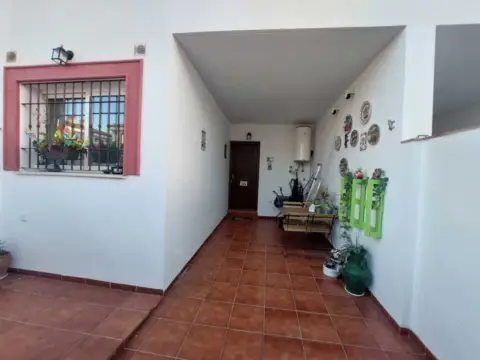 Casa adosada en calle calle Alcalde Manuel Garrido Benítez,  1